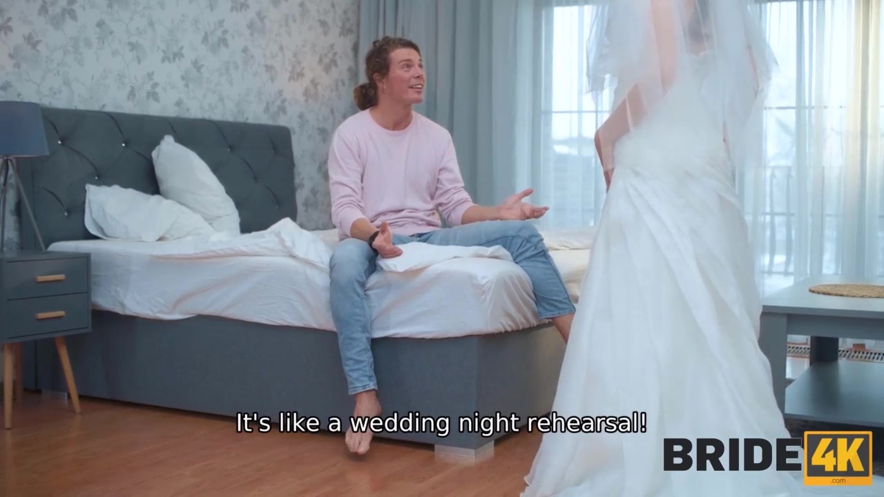 BRIDE4K: невеста в чулках изменяет жениху, её ебут на столе и снимают как доказательство